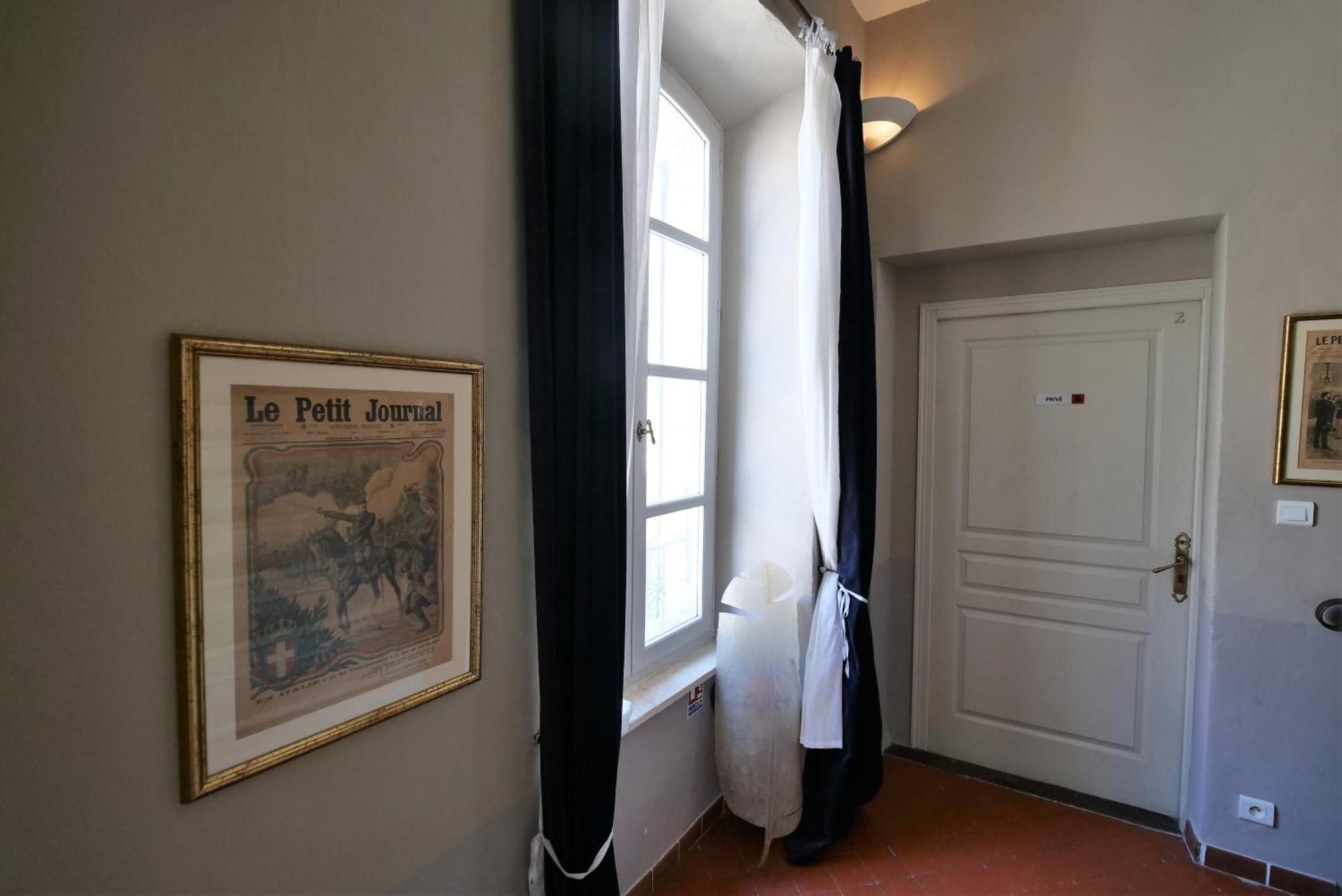Chambres Du Vieux Bistrot Cabrières-dʼAvignon Extérieur photo